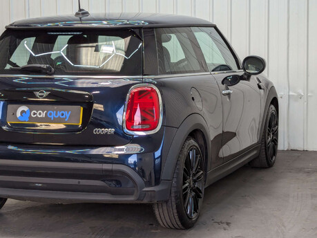 Mini Hatch Hatch 1.5 Cooper Exclusive Euro 6 (s/s) 3dr 39