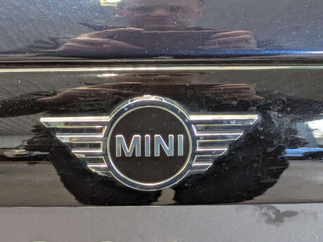 Mini Hatch Hatch 1.5 Cooper Exclusive Euro 6 (s/s) 3dr 40