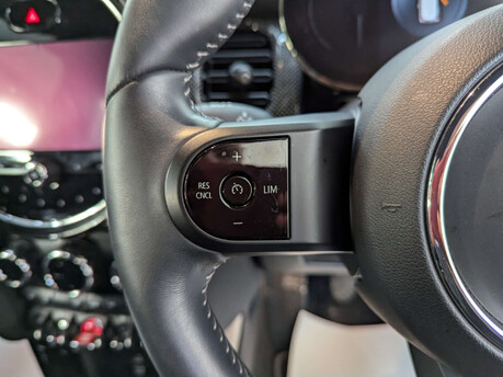 Mini Hatch Hatch 1.5 Cooper Exclusive Euro 6 (s/s) 3dr 79