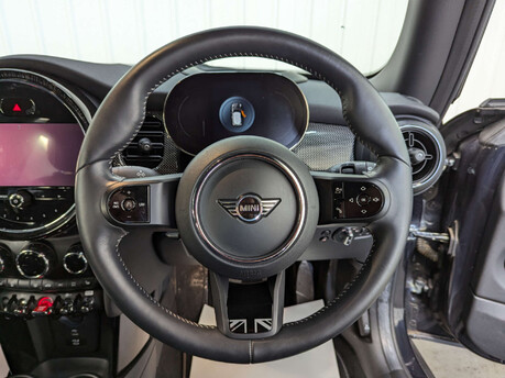 Mini Hatch Hatch 1.5 Cooper Exclusive Euro 6 (s/s) 3dr 80