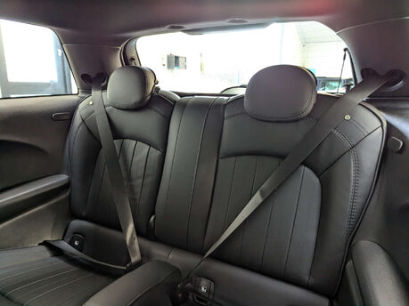 Mini Hatch Hatch 1.5 Cooper Exclusive Euro 6 (s/s) 3dr 73
