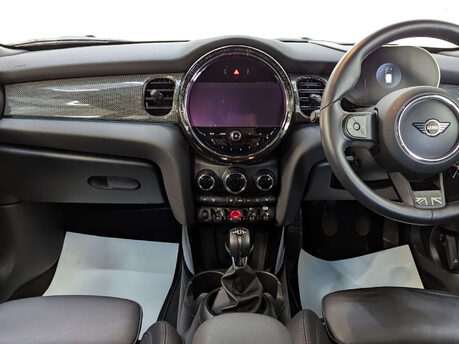 Mini Hatch Hatch 1.5 Cooper Exclusive Euro 6 (s/s) 3dr 77