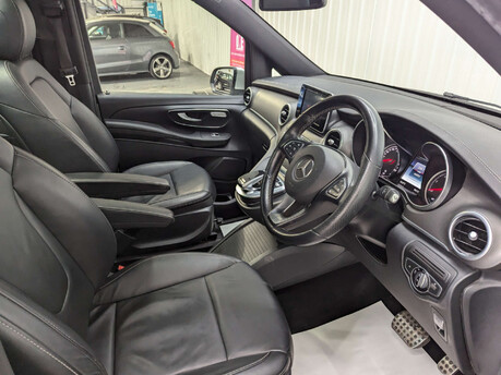 Mercedes-Benz V Class V Class 2.2 V220d Sport G-Tronic+ Euro 6 (s/s) 5dr 8 Seat LWB 54