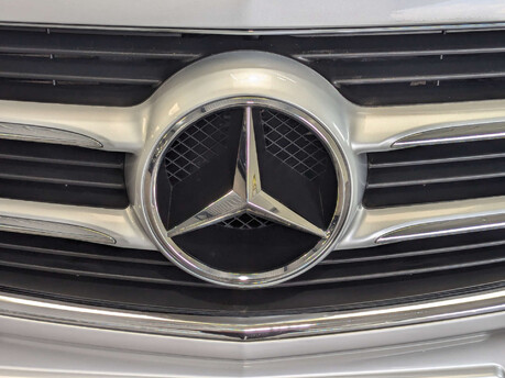 Mercedes-Benz V Class V Class 2.2 V220d Sport G-Tronic+ Euro 6 (s/s) 5dr 8 Seat LWB 22