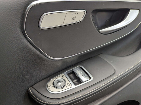 Mercedes-Benz V Class V Class 2.2 V220d Sport G-Tronic+ Euro 6 (s/s) 5dr 8 Seat LWB 94