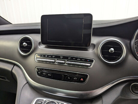 Mercedes-Benz V Class V Class 2.2 V220d Sport G-Tronic+ Euro 6 (s/s) 5dr 8 Seat LWB 98