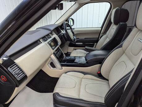 Land Rover Range Rover Range Rover 4.4 SD V8 Autobiography Auto 4WD Euro 5 5dr 50