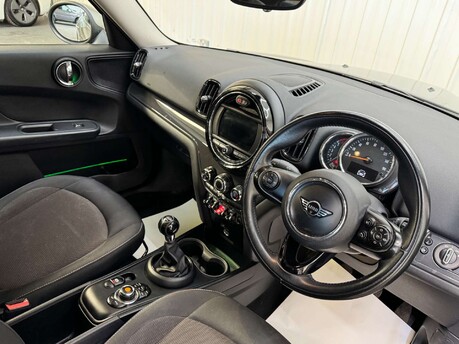 Mini Countryman Countryman 2.0 Cooper D Euro 6 (s/s) 5dr 56