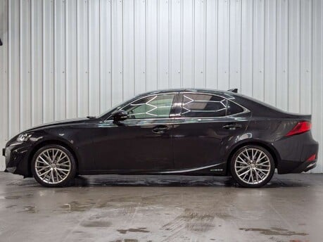 Lexus Is IS 2.5 300h Premier E-CVT Euro 6 (s/s) 4dr 12