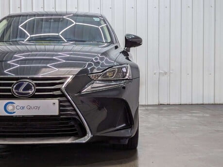 Lexus Is IS 2.5 300h Premier E-CVT Euro 6 (s/s) 4dr 25