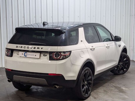 Land Rover Discovery Sport Discovery Sport 2.0 TD4 HSE Black Auto 4WD Euro 6 (s/s) 5dr 8