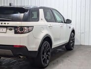 Land Rover Discovery Sport Discovery Sport 2.0 TD4 HSE Black Auto 4WD Euro 6 (s/s) 5dr 31