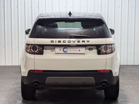 Land Rover Discovery Sport Discovery Sport 2.0 TD4 HSE Black Auto 4WD Euro 6 (s/s) 5dr 32