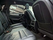 Porsche Cayenne Cayenne 3.0T V6 TiptronicS 4WD Euro 6 (s/s) 5dr 40