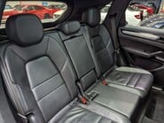 Porsche Cayenne Cayenne 3.0T V6 TiptronicS 4WD Euro 6 (s/s) 5dr 41