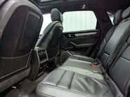 Porsche Cayenne Cayenne 3.0T V6 TiptronicS 4WD Euro 6 (s/s) 5dr 44