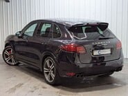 Porsche Cayenne Cayenne 4.8 GTS TiptronicS 4WD Euro 5 (s/s) 5dr 8