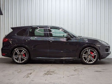 Porsche Cayenne Cayenne 4.8 GTS TiptronicS 4WD Euro 5 (s/s) 5dr 9