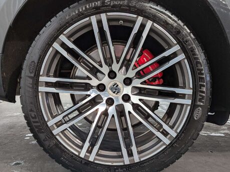 Porsche Macan Macan 3.6T V6 Turbo PDK 4WD Euro 6 (s/s) 5dr 36