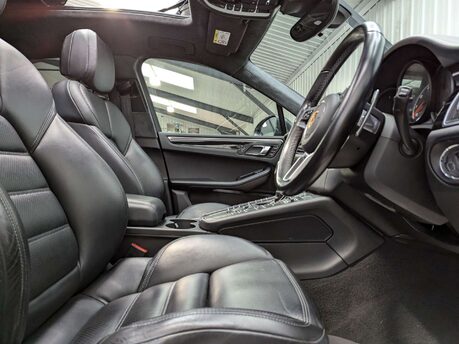 Porsche Macan Macan 3.6T V6 Turbo PDK 4WD Euro 6 (s/s) 5dr 51