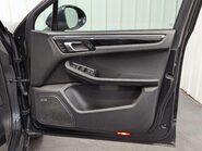 Porsche Macan Macan 3.6T V6 Turbo PDK 4WD Euro 6 (s/s) 5dr 55