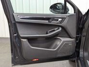 Porsche Macan Macan 3.6T V6 Turbo PDK 4WD Euro 6 (s/s) 5dr 61