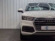 Audi Q5 Q5 2.0 TDI 40 Sport S Tronic quattro Euro 6 (s/s) 5dr 27