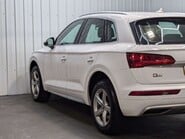 Audi Q5 Q5 2.0 TDI 40 Sport S Tronic quattro Euro 6 (s/s) 5dr 37