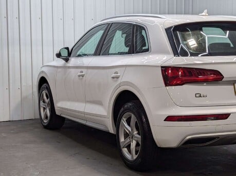 Audi Q5 Q5 2.0 TDI 40 Sport S Tronic quattro Euro 6 (s/s) 5dr 37