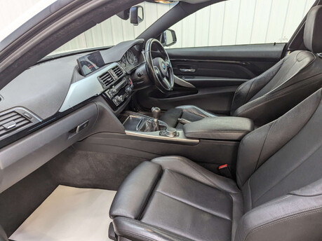 BMW 4 Series 4 Series 2.0 420i M Sport Euro 6 (s/s) 2dr 57