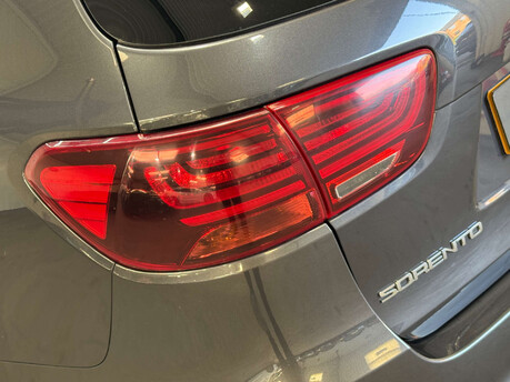 Kia Sorento Sorento 2.2 CRDi KX-2 AWD Euro 6 (s/s) 5dr 47