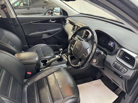 Kia Sorento Sorento 2.2 CRDi KX-2 AWD Euro 6 (s/s) 5dr 59