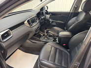 Kia Sorento Sorento 2.2 CRDi KX-2 AWD Euro 6 (s/s) 5dr 63
