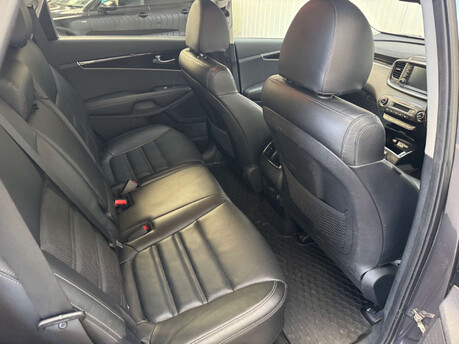 Kia Sorento Sorento 2.2 CRDi KX-2 AWD Euro 6 (s/s) 5dr 69