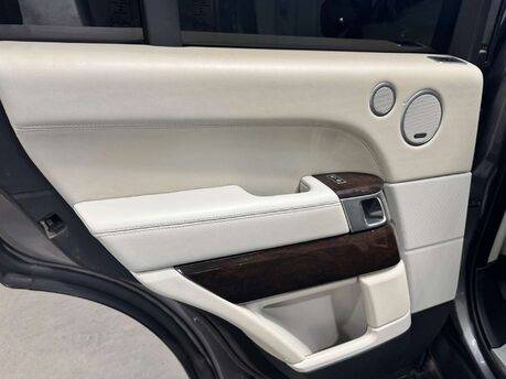 Land Rover Range Rover Range Rover 4.4 SD V8 Vogue SE Auto 4WD Euro 5 5dr 76