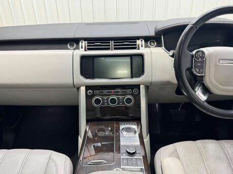 Land Rover Range Rover Range Rover 4.4 SD V8 Vogue SE Auto 4WD Euro 5 5dr 52