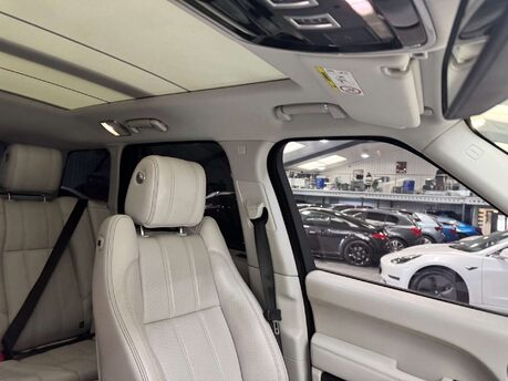 Land Rover Range Rover Range Rover 4.4 SD V8 Vogue SE Auto 4WD Euro 5 5dr 95