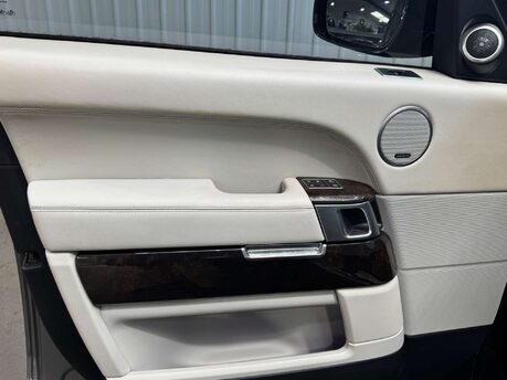Land Rover Range Rover Range Rover 4.4 SD V8 Vogue SE Auto 4WD Euro 5 5dr 65