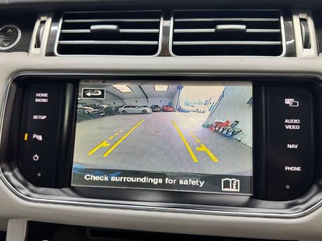 Land Rover Range Rover Range Rover 4.4 SD V8 Vogue SE Auto 4WD Euro 5 5dr 98