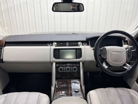 Land Rover Range Rover Range Rover 4.4 SD V8 Vogue SE Auto 4WD Euro 5 5dr 3