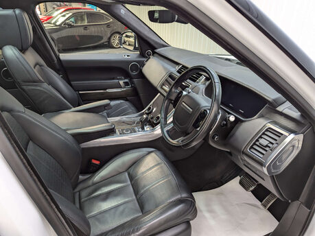 Land Rover Range Rover Sport 3.0 Range Rover Sport Autobiography Dynamic SDV6 Auto 4WD 5dr 57