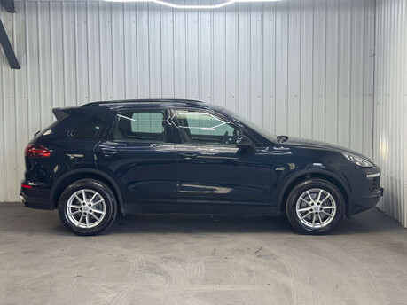 Porsche Cayenne 3.0 Cayenne V6 D Tiptronic S 4WD 5dr 38