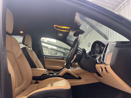 Porsche Cayenne 3.0 Cayenne V6 D Tiptronic S 4WD 5dr 59