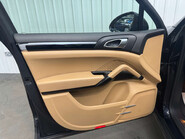 Porsche Cayenne 3.0 Cayenne V6 D Tiptronic S 4WD 5dr 66