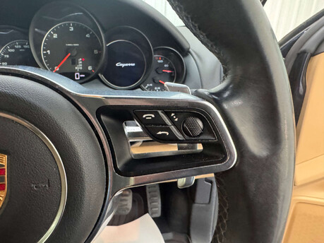 Porsche Cayenne 3.0 Cayenne V6 D Tiptronic S 4WD 5dr 83