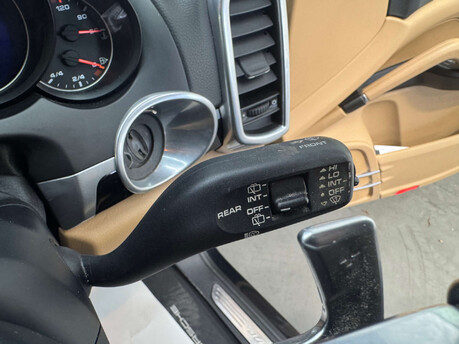 Porsche Cayenne 3.0 Cayenne V6 D Tiptronic S 4WD 5dr 86