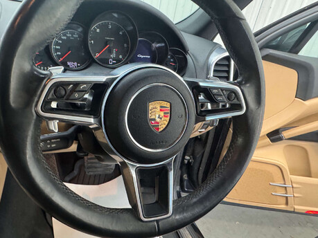 Porsche Cayenne 3.0 Cayenne V6 D Tiptronic S 4WD 5dr 89