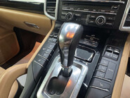 Porsche Cayenne 3.0 Cayenne V6 D Tiptronic S 4WD 5dr 92