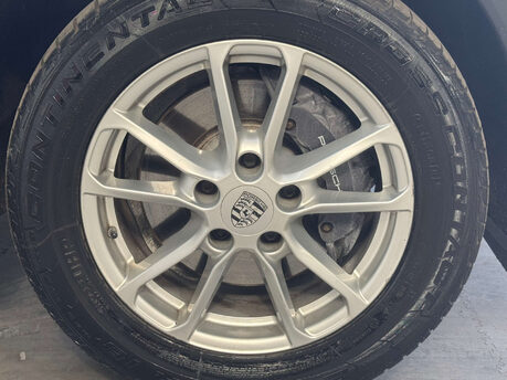 Porsche Cayenne 3.0 Cayenne V6 D Tiptronic S 4WD 5dr 30