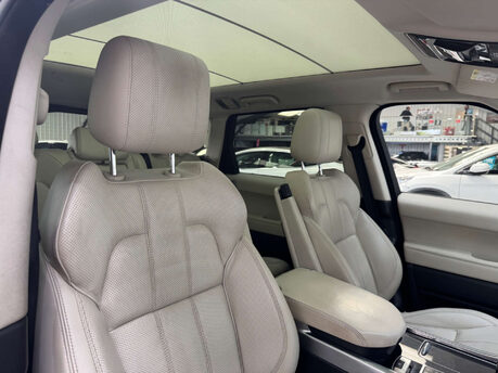 Land Rover Range Rover Sport 3.0 Range Rover Sport HSE Dynamic SDV6 Auto 4WD 5dr 52
